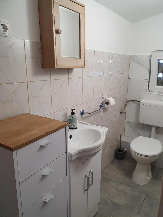 Apartments By The Sea Tucepi, Makarska - 2699 Extérieur photo